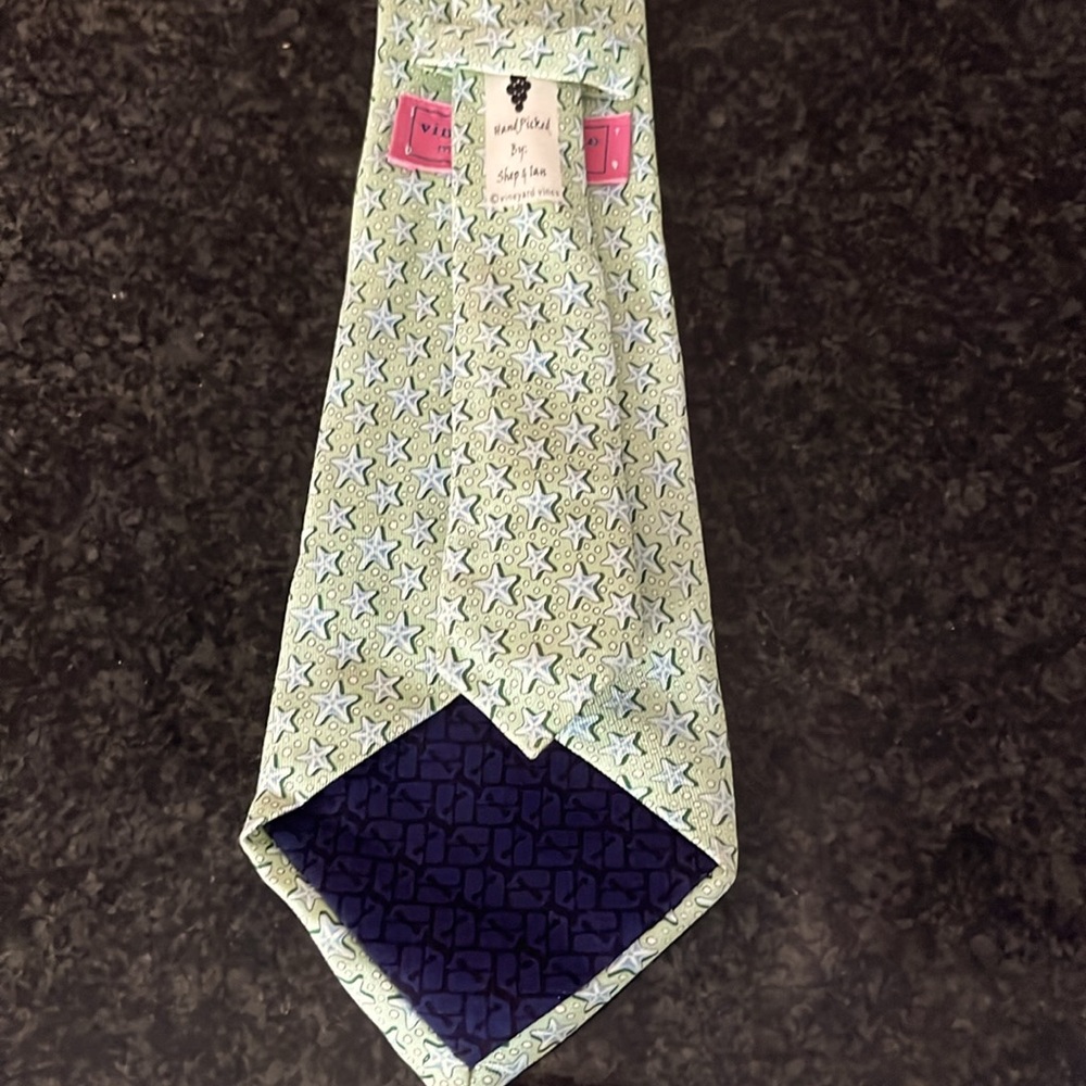 Vineyard Vines Tie! Starfish Pattern - image 6